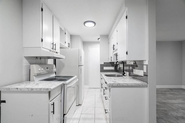 24 Brookside Street N 1, London South