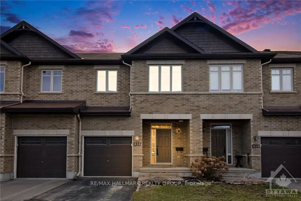 428 Arncliffe Avenue, Kanata