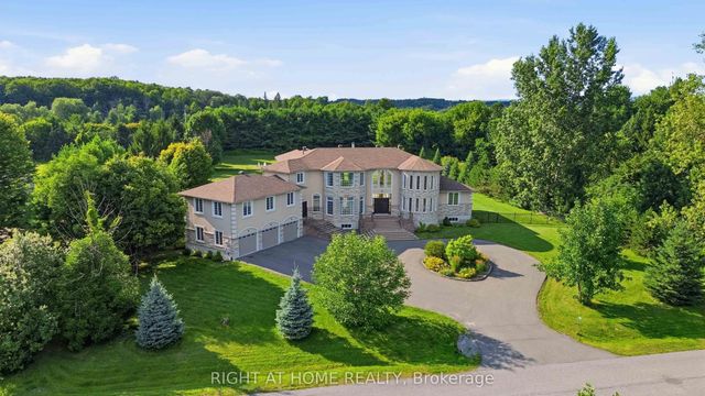 1607 Landel Drive, Kanata