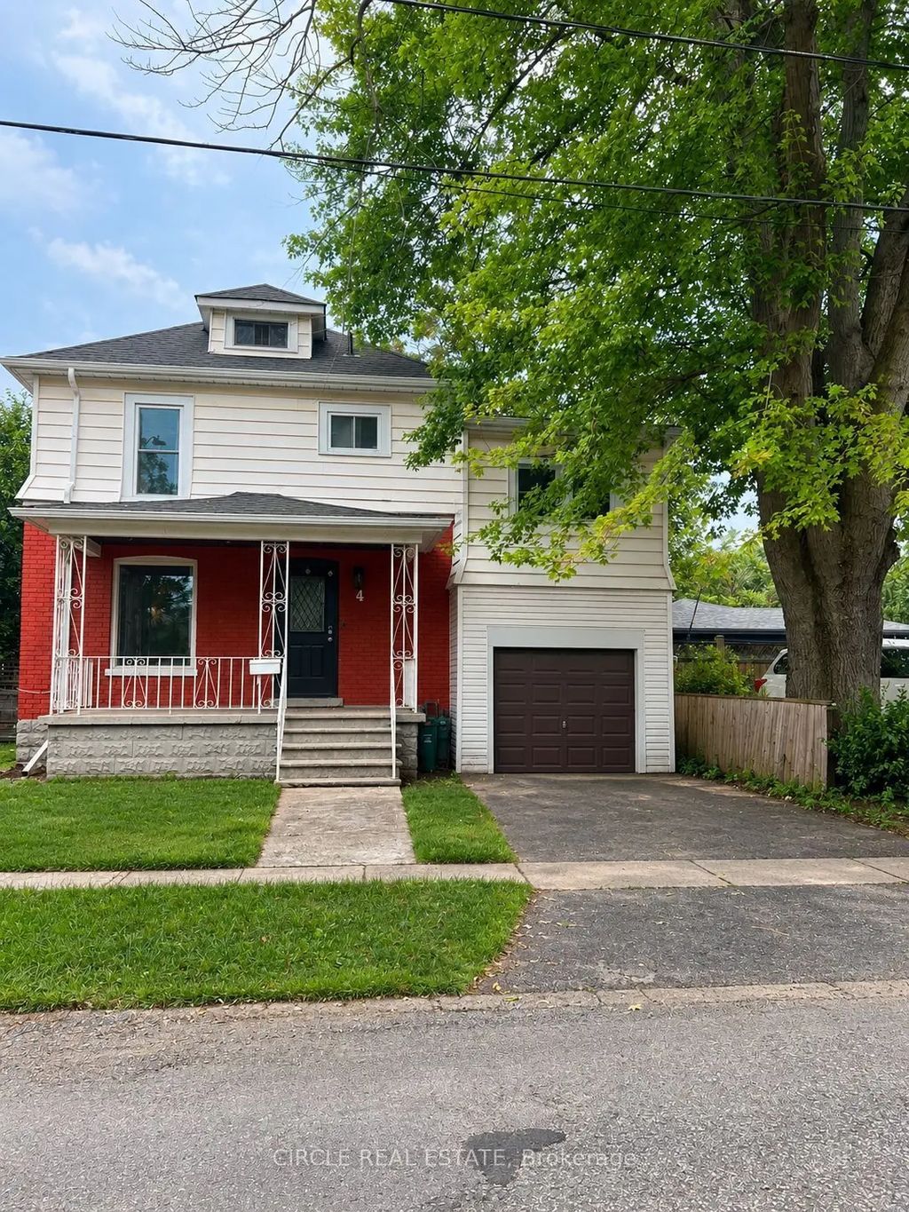 4 Chelsea Street, St. Catharines