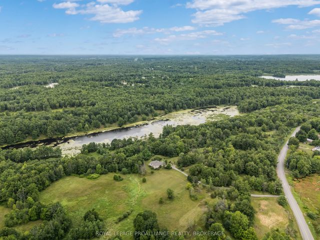 3570 Desert Lake Road, Frontenac