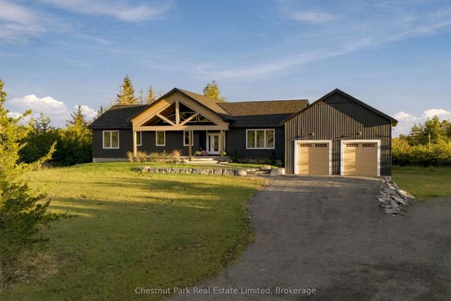 2621 Victoria Road, Prince Edward County
