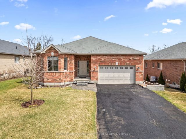 17 Old Trafford Drive, Trent Hills