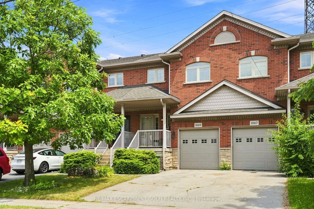 1069 Beach Boulevard, Hamilton