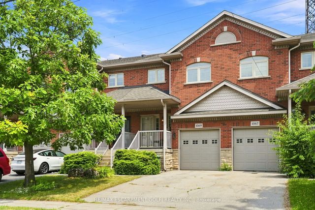1069 Beach Boulevard, Hamilton