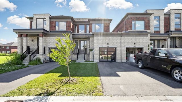 184 Huntingford Trail, Woodstock