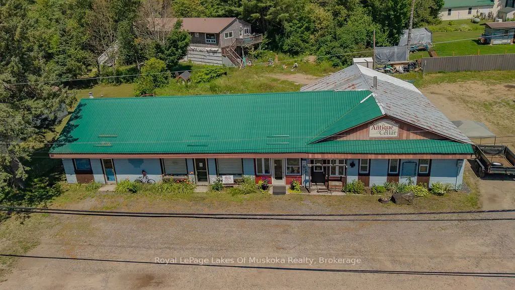 13 Bridge Street, Lake of Bays