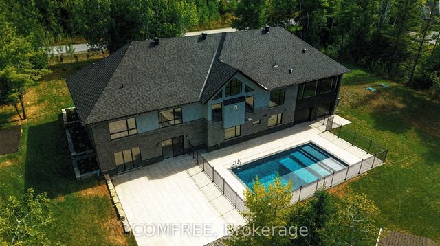135 Cherryhill Drive, Carp - Huntley Ward