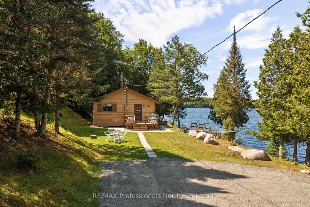 1516 Deer Lake Road, Perry
