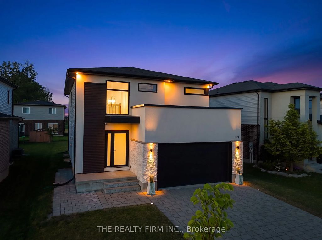 1771 Applerock Avenue, London North