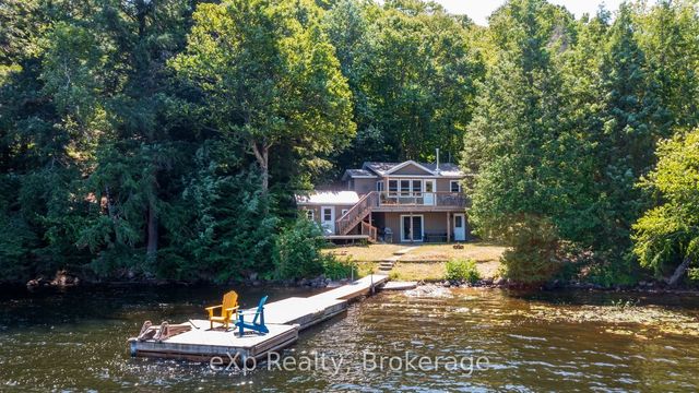 31 Loon Echo Trail, Seguin
