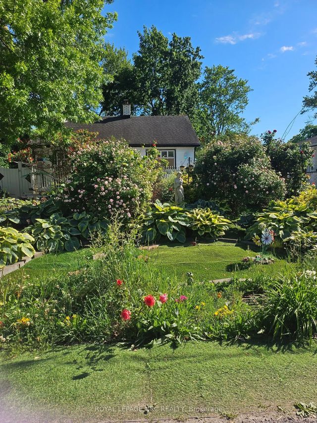 7 Vera Street, St. Catharines