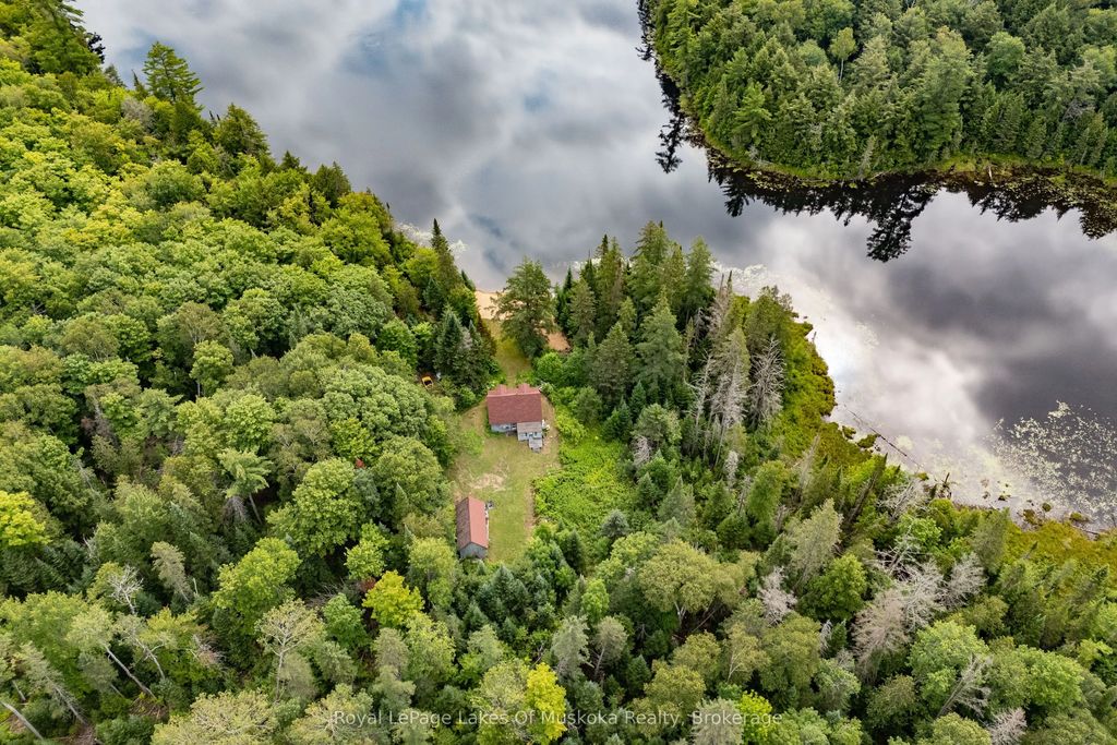 1099 Wolfkin Lake Road, Lake of Bays