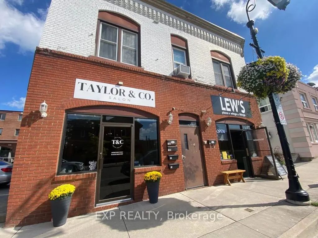 36 Front Street N, Thorold
