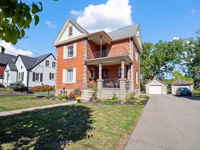 18 Emerick Avenue, Fort Erie