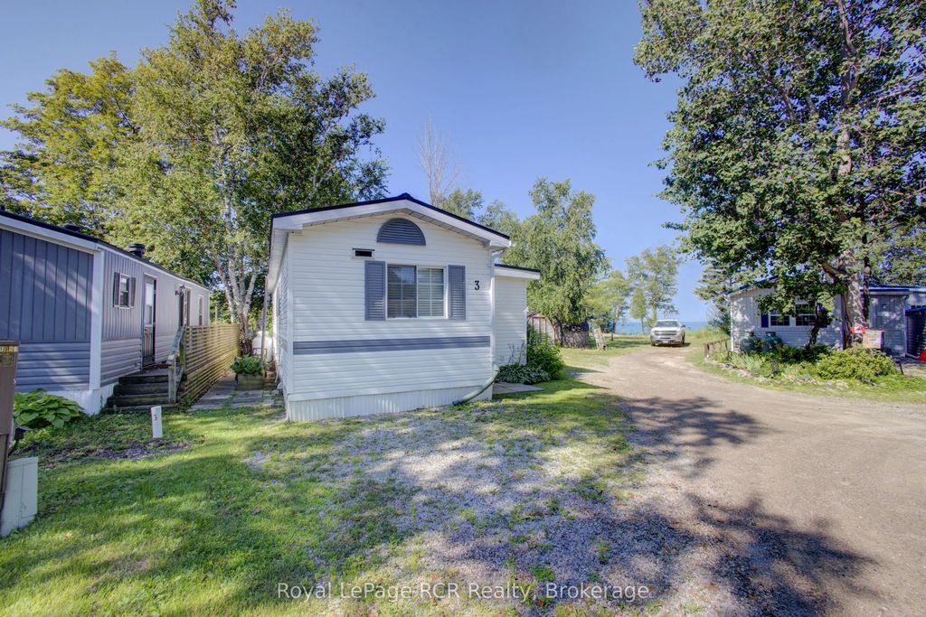 79681 Bluewater Hwy 21 N/a 3 Maple St, Central Huron