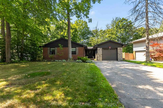 836 Manchester Road, London North