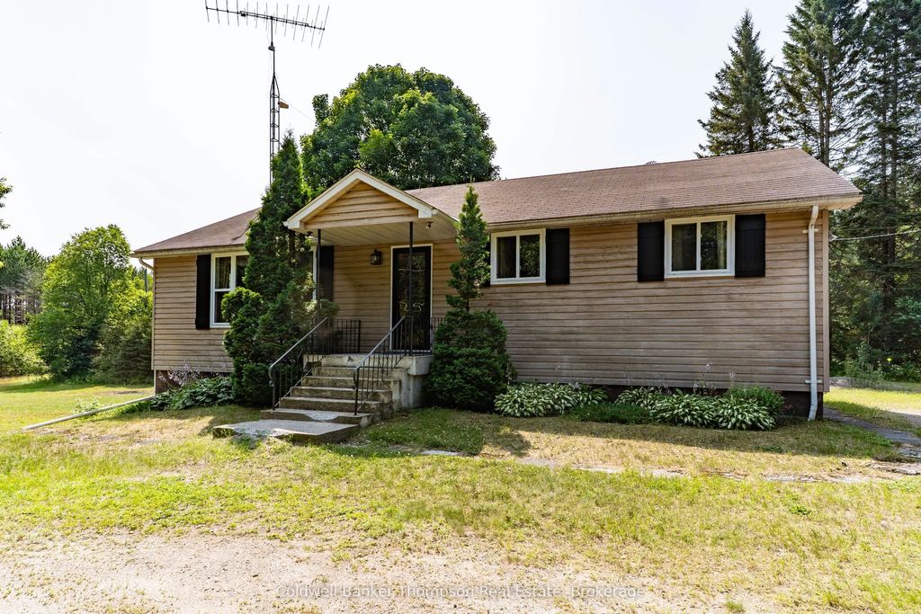 245 James Camp Road, Burk's Falls