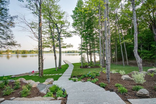 1331 South Monck Drive 4, Muskoka Lakes