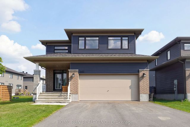 282 Nelson Street E, Carleton Place