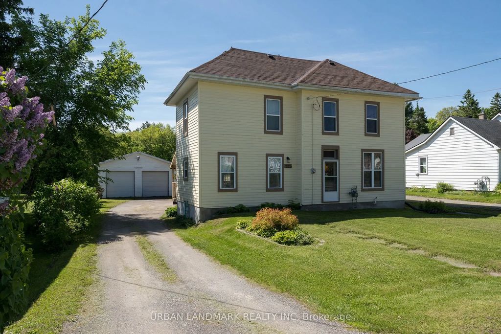 225 St Lawrence Street W, Centre Hastings