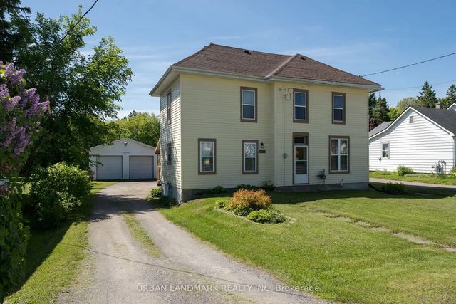 225 St Lawrence Street W, Centre Hastings