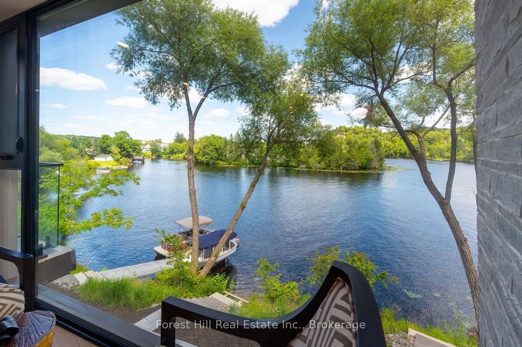 32 Brunel Road S 202, Huntsville