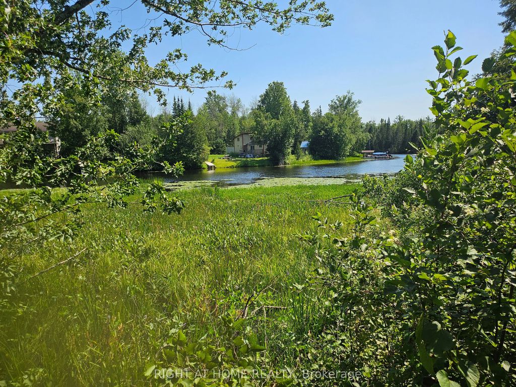 Shanval Lane, Marmora and Lake