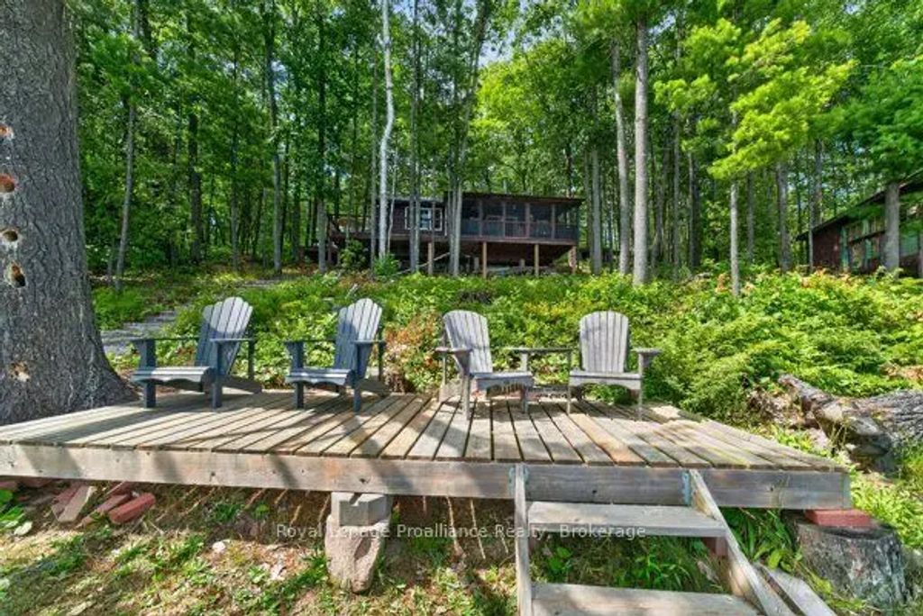 406 Mazinaw Lake Wao N/a, Addington Highlands