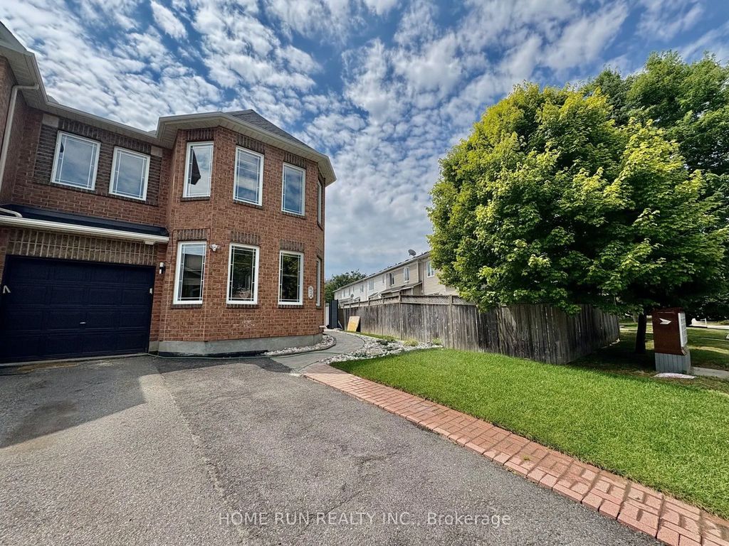 52 Collington Street, Barrhaven