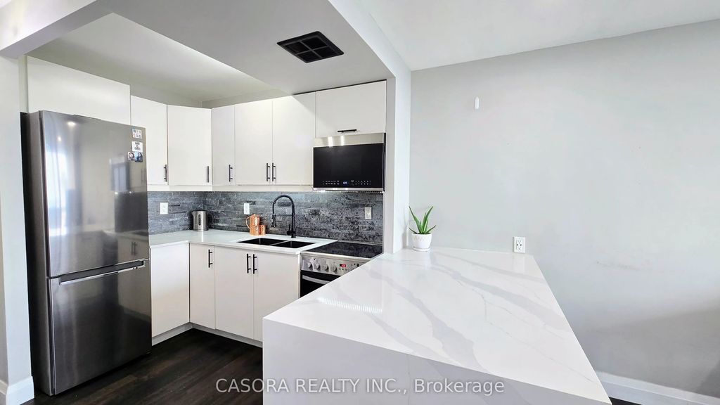 150 Charlton Avenue E 3003, Hamilton