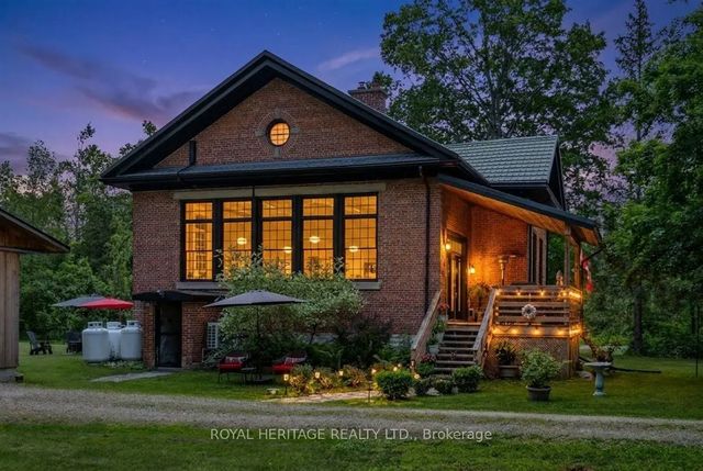 210 Cosh's Road, Kawartha Lakes
