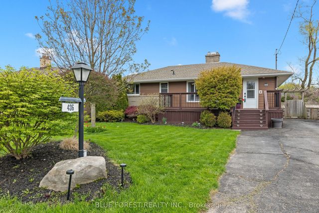 436 Baseline Road E, London South