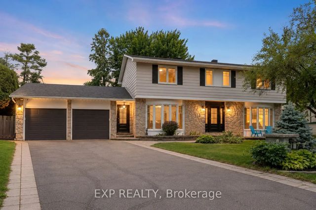 11 Roberta Crescent, Barrhaven