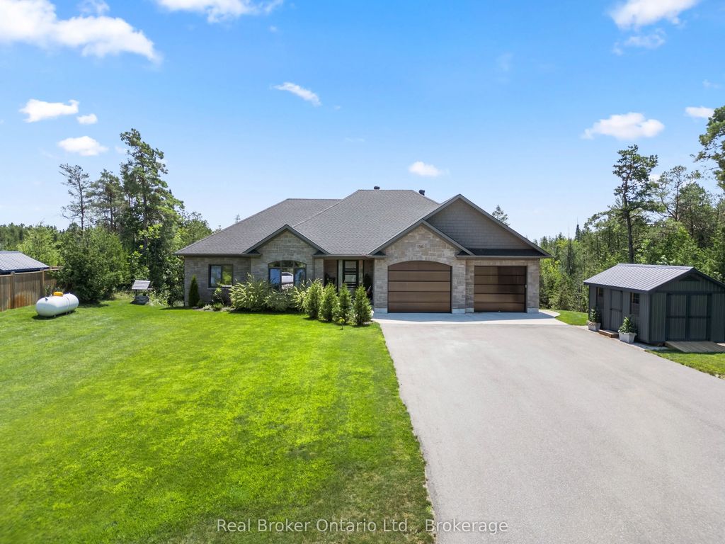 156 Pine View Drive, West Grey