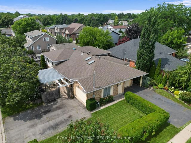 123 A&b First Street Louth N/a, St. Catharines