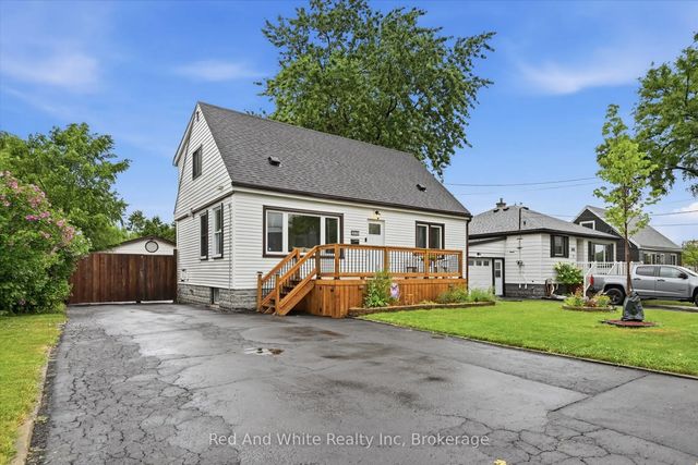 450 East 42nd Street, Hamilton
