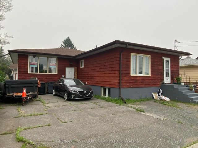 218 Powley Street, Thunder Bay