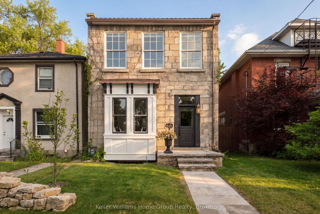 7 Waterloo Avenue, Guelph