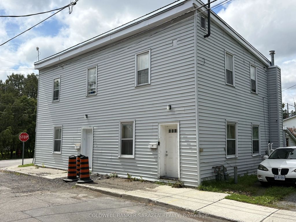 19 & 21 Rock Lane E, Arnprior