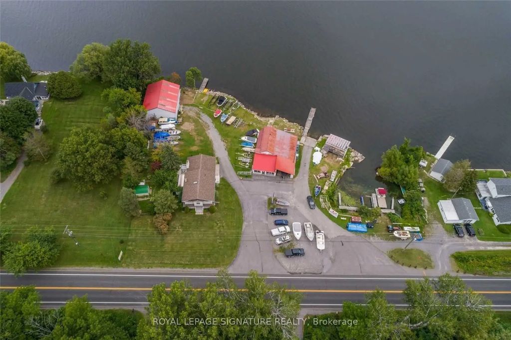 11438c Loyalist Parkway, Prince Edward County