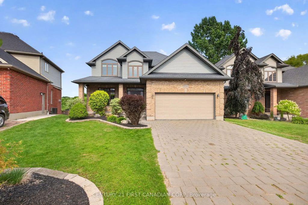 834 Talisman Crescent, London South