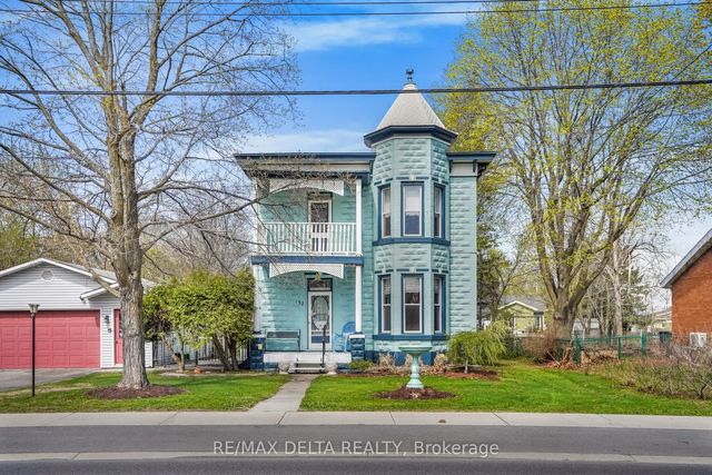 132 High Street, Champlain