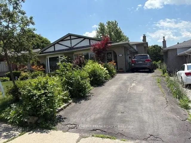97 Guildwood Drive, Hamilton