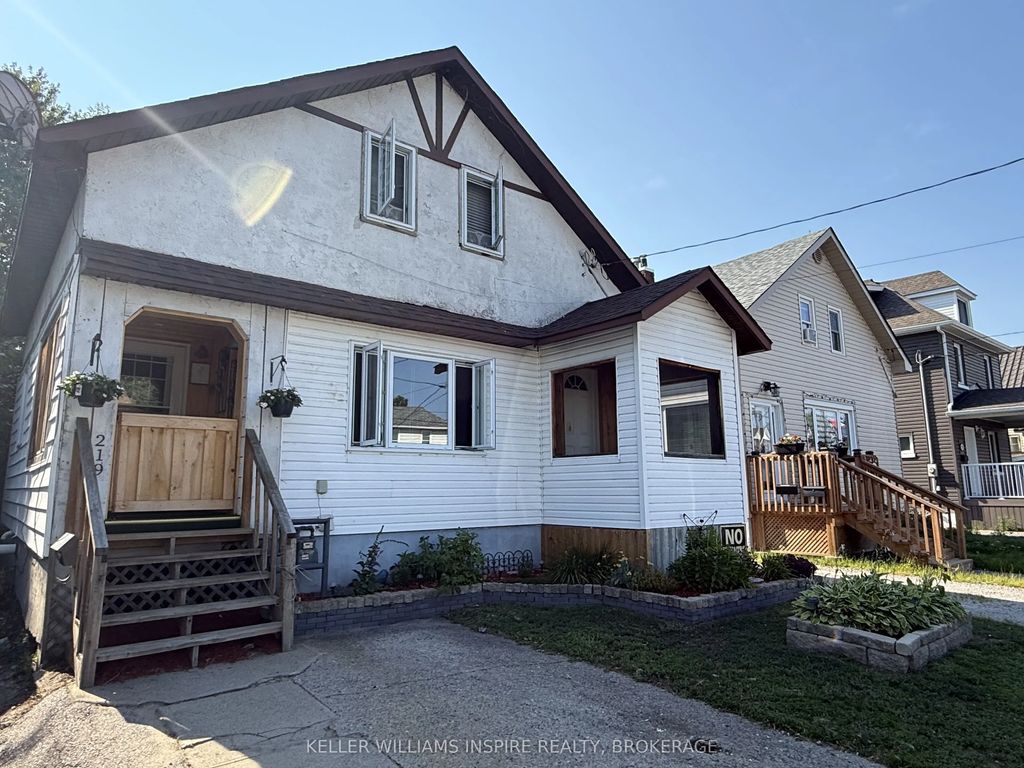 219 King Street W, North Bay