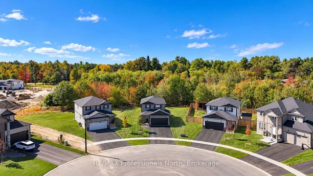 33 Whitehorn Park Road W, Bracebridge