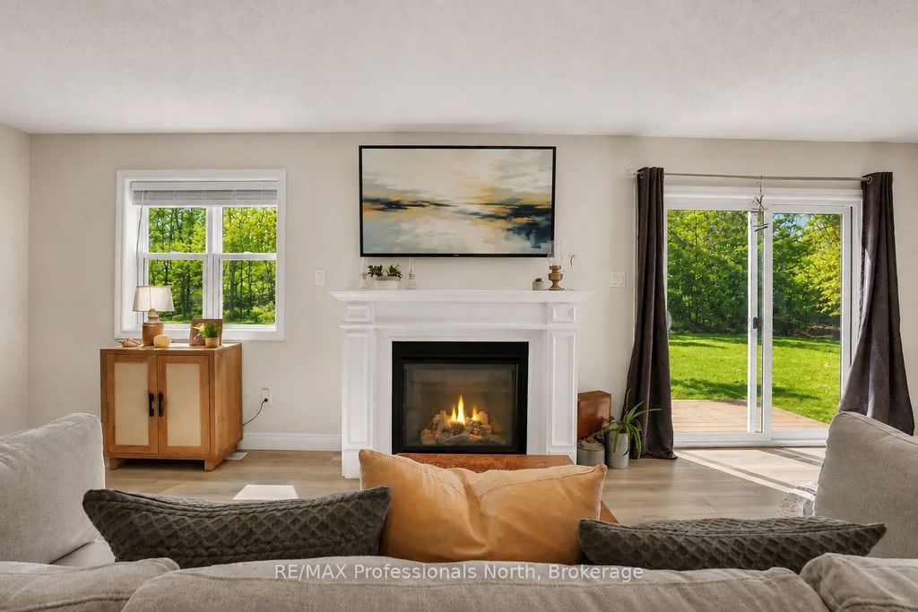 33 Whitehorn Park Road W, Bracebridge