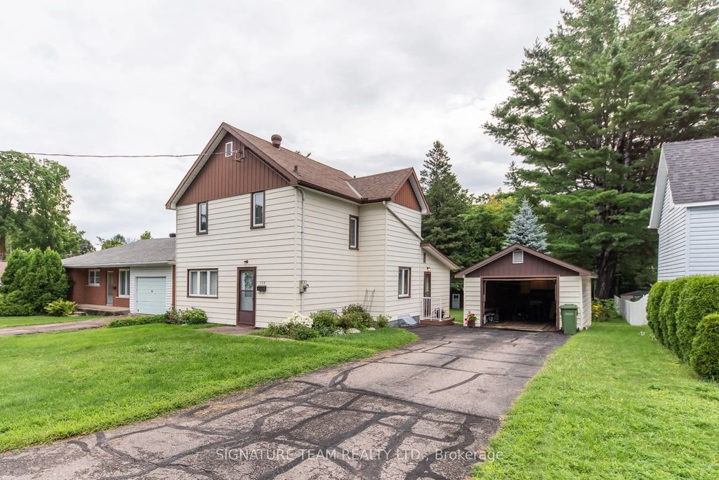 259 Peter Street, Pembroke