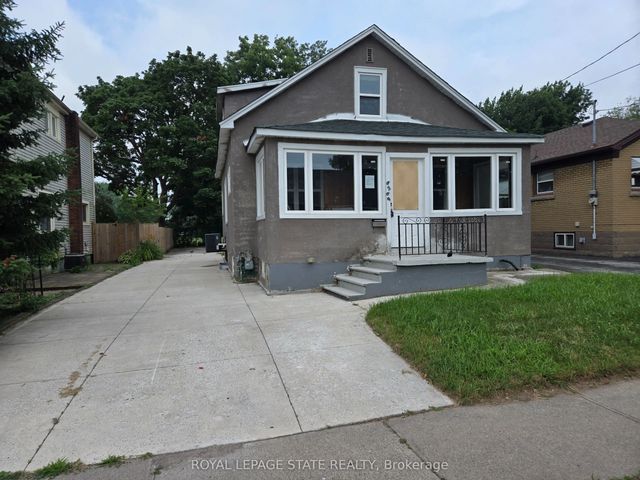 6269 Franklin Avenue, Niagara Falls