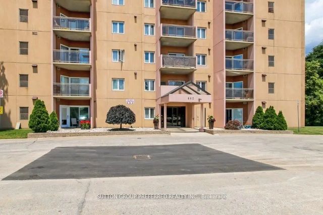 Photo of Listing #X13639576